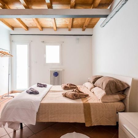 בולוניה Whouse Suite Apartment Mirasole מראה חיצוני תמונה